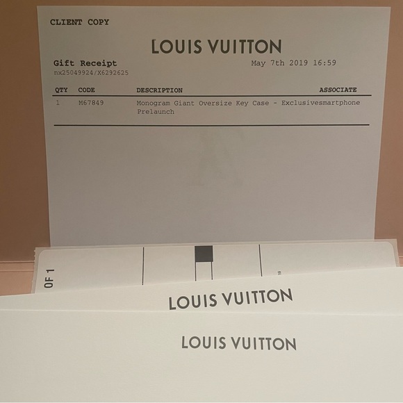 Louis Vuitton Giant Monogram Reverse Key Lanyard Clochette - Picture 11 of 11